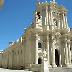 Syracuseapartments Il Piave Di Siracusa Appartamento Per 6 Persone Vicino Ad Ortigia A 200M Dal Mare